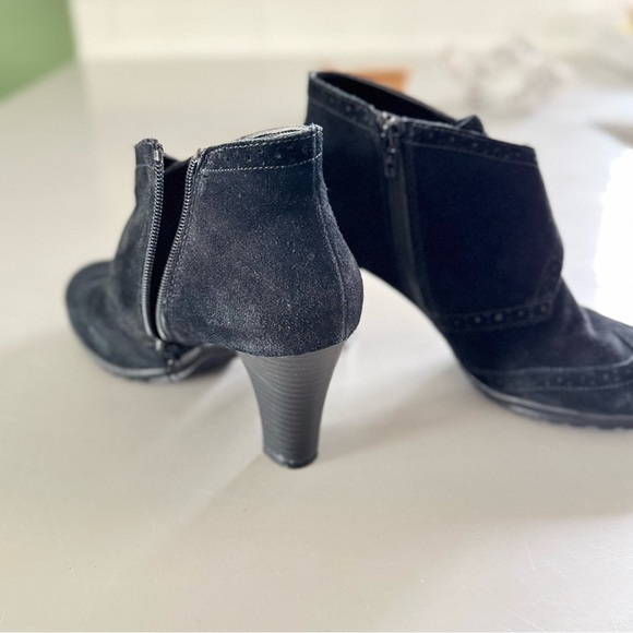 Aerosoles Mentor Suede Heeled Booties Size 8.5 - Picture 7 of 13
